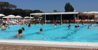 fabulous-camping-village-roma-piscina.png